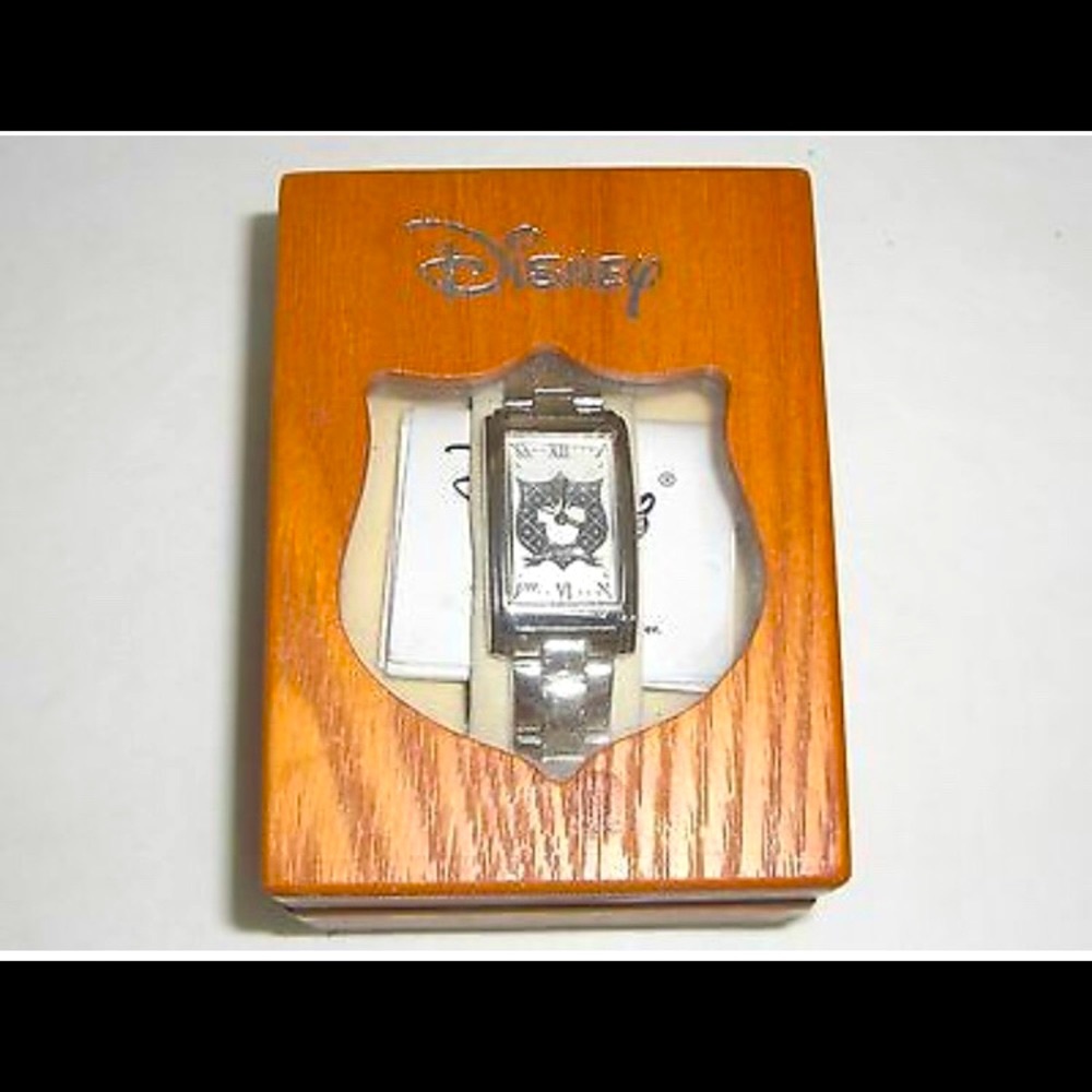 Vintage Disney Mickey Mouse Watch